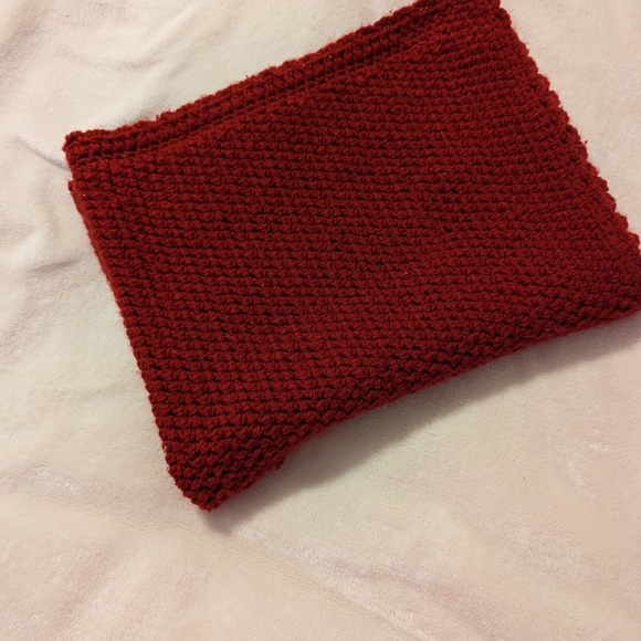 💞2/$20 Small Crocheted Blanket - Picture 2 of 5